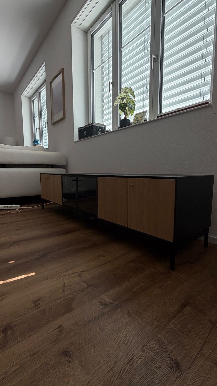Ikea Mobili TV: BOASTAD TV-Möbel Ikea – Usato da Ermatingen venduto da siria.lm 2