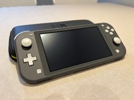 Nintendo Switch Lite Grau mit Original Ladekabel