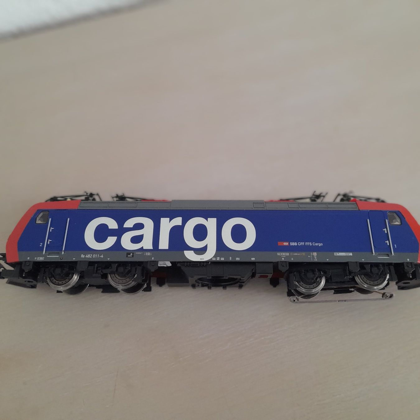 Märklin Modellini di ferrovie: Dummy RE 482 CFF Cargo HO – Usato da Auvernier venduto da gandalf08 4