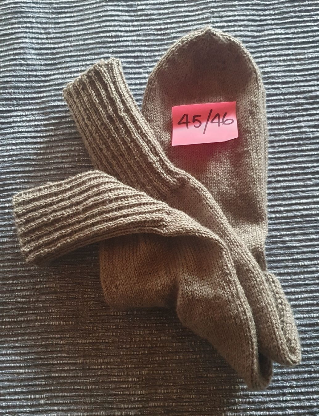 Calze: Warme, handgestrickte Wollsocken, Grösse 45/46 – Nuovo e nell'imballaggio originale da Summaprada venduto da swiss4860