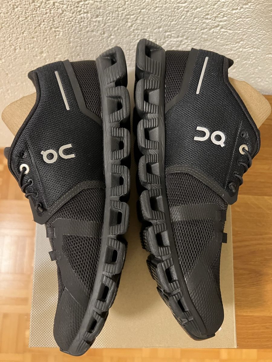 On Chaussures hommes: ON Cloud 6 Schuhe Schwarz Grösse 42.5 – Neuf (Voir description) à Chur par ZATO 7