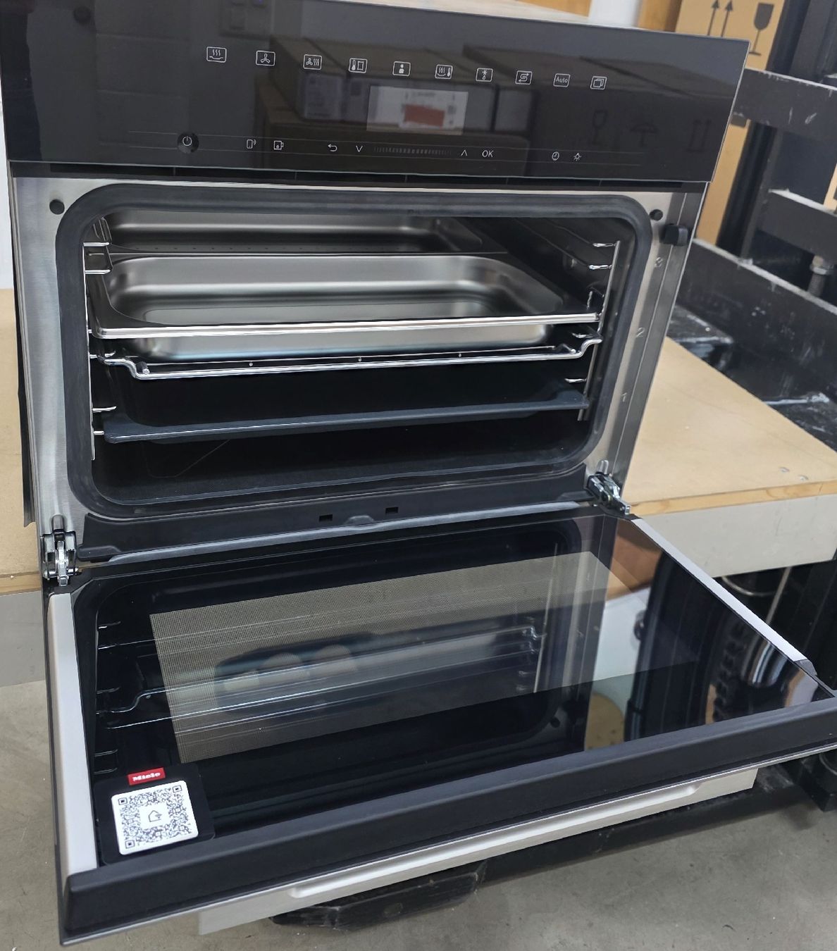 Miele Elettrodomestici da cucina: Miele Dampfbackofen DGC 7445-55 HC Pro – Nuovo (secondo la descrizione) da Egg b. Zürich venduto da Moritz8132