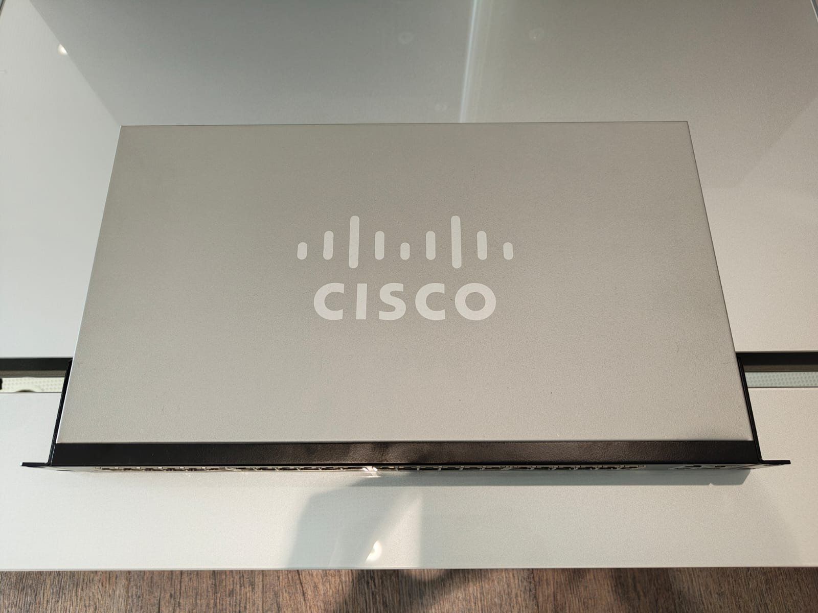 Cisco Hubs & Switches: Cisco SG200-50 Business-Switch – Gebraucht aus Appenzell von 1xRichtig 1