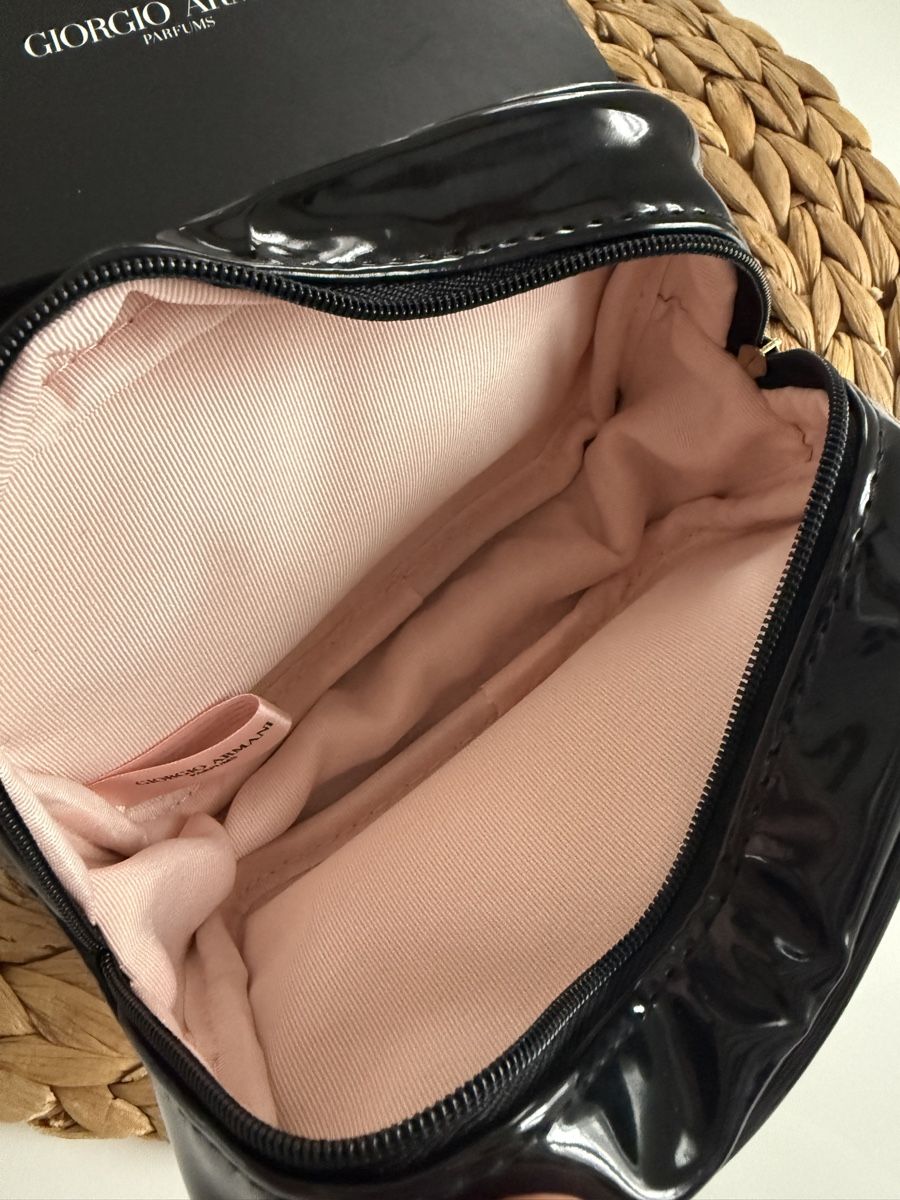 Custodie per cosmetici: Giorgio Armani Kosmetiktasche NEU – Nuovo e nell'imballaggio originale da Glattfelden venduto da ilamas 2