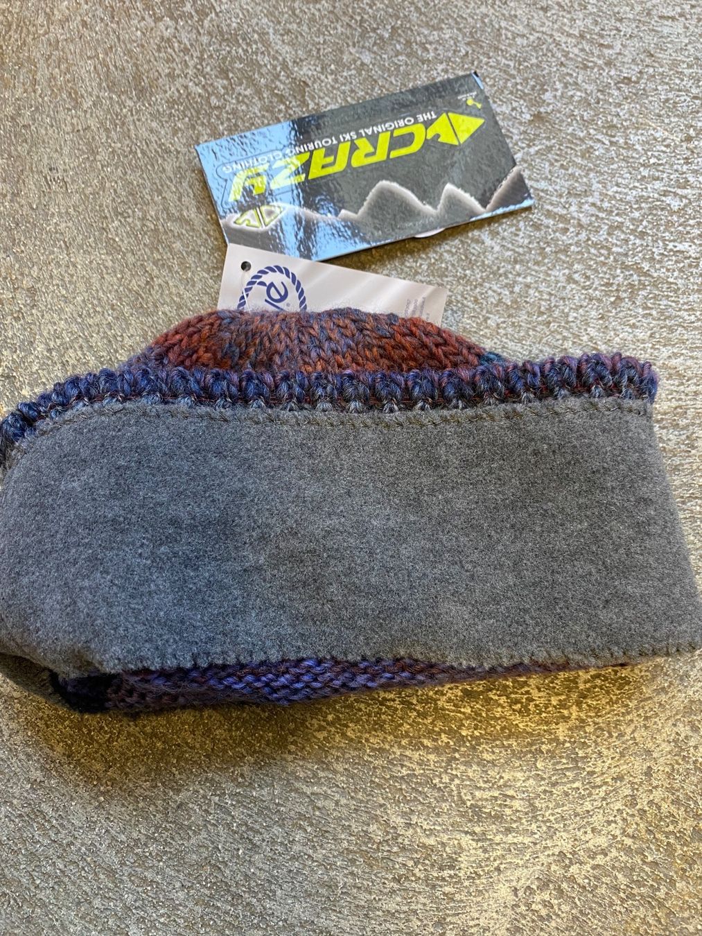 Copricapi, berretti & cappellini: Bonnet Crazy Femmes Taille M -70% – Nuovo e nell'imballaggio originale da Orbe venduto da D-stockFactory-Orbe 2