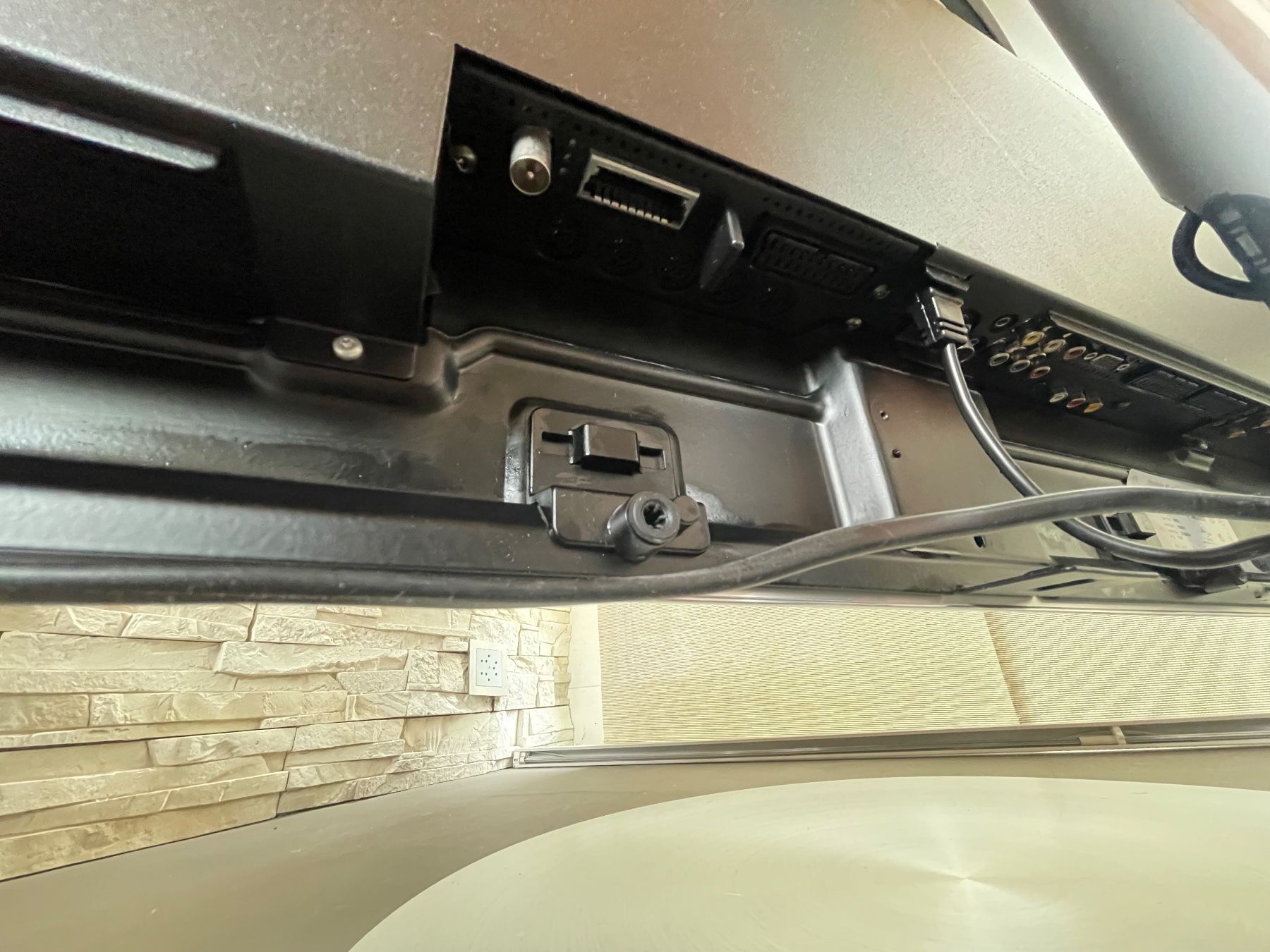 Bang & Olufsen Televisori: Bang & Olufsen Beovision 10-40 – Usato da Wattwil venduto da Zappa2911 3