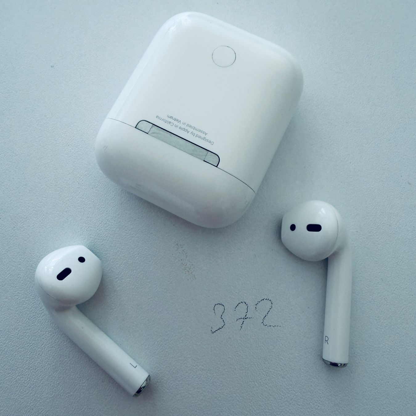 Apple Cuffie: Original Apple AirPods 2 Gen. Wireless Kopfhörer & Case – Usato da Basel venduto da MY.AIRPODS.SHOP 9
