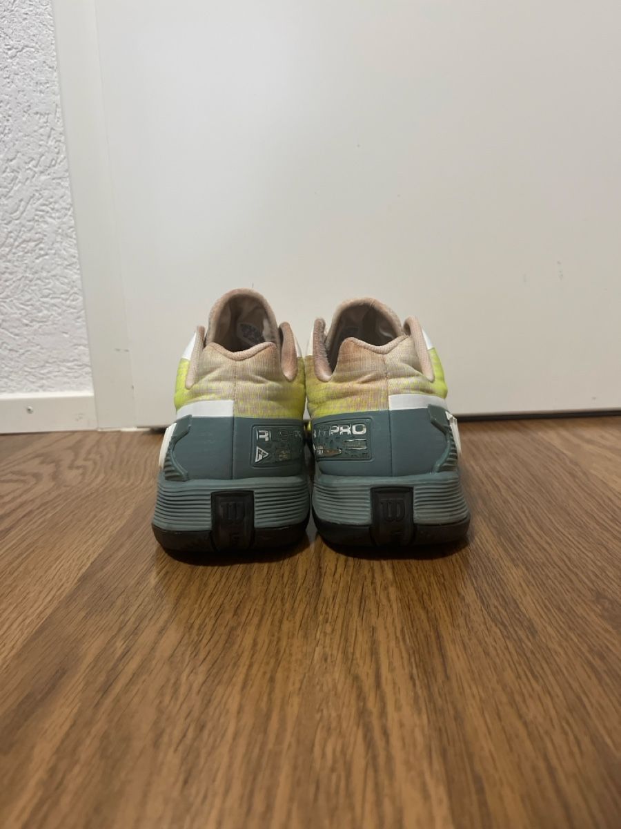 Wilson Scarpe da uomo: Chaussure de tennis Wilson Utilise 1 mois – Usato da Chézard-St-Martin venduto da Kikof78 1