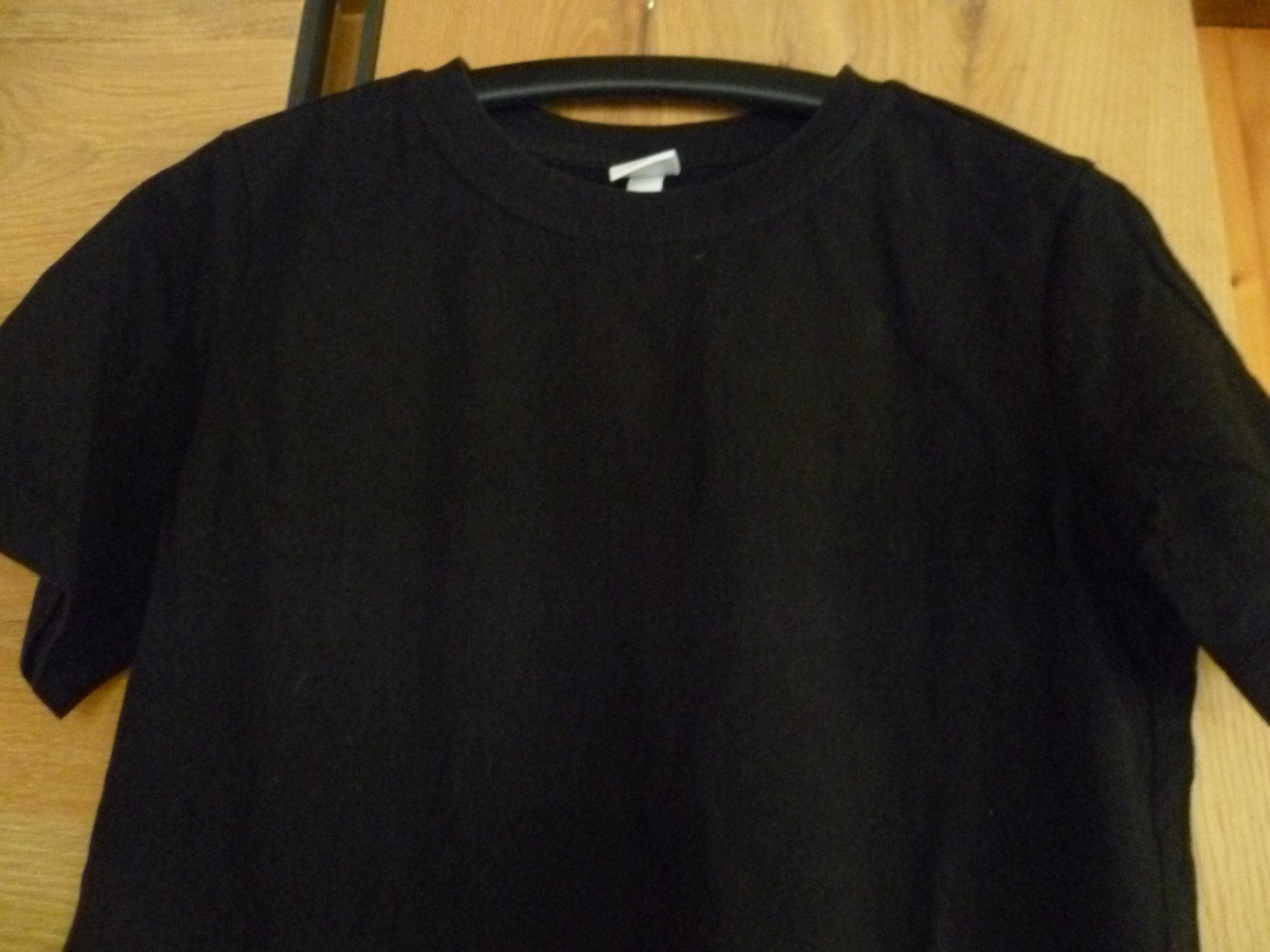 H&M T-Shirts: Longshirt – Gebraucht aus Bargen BE von angel611 1