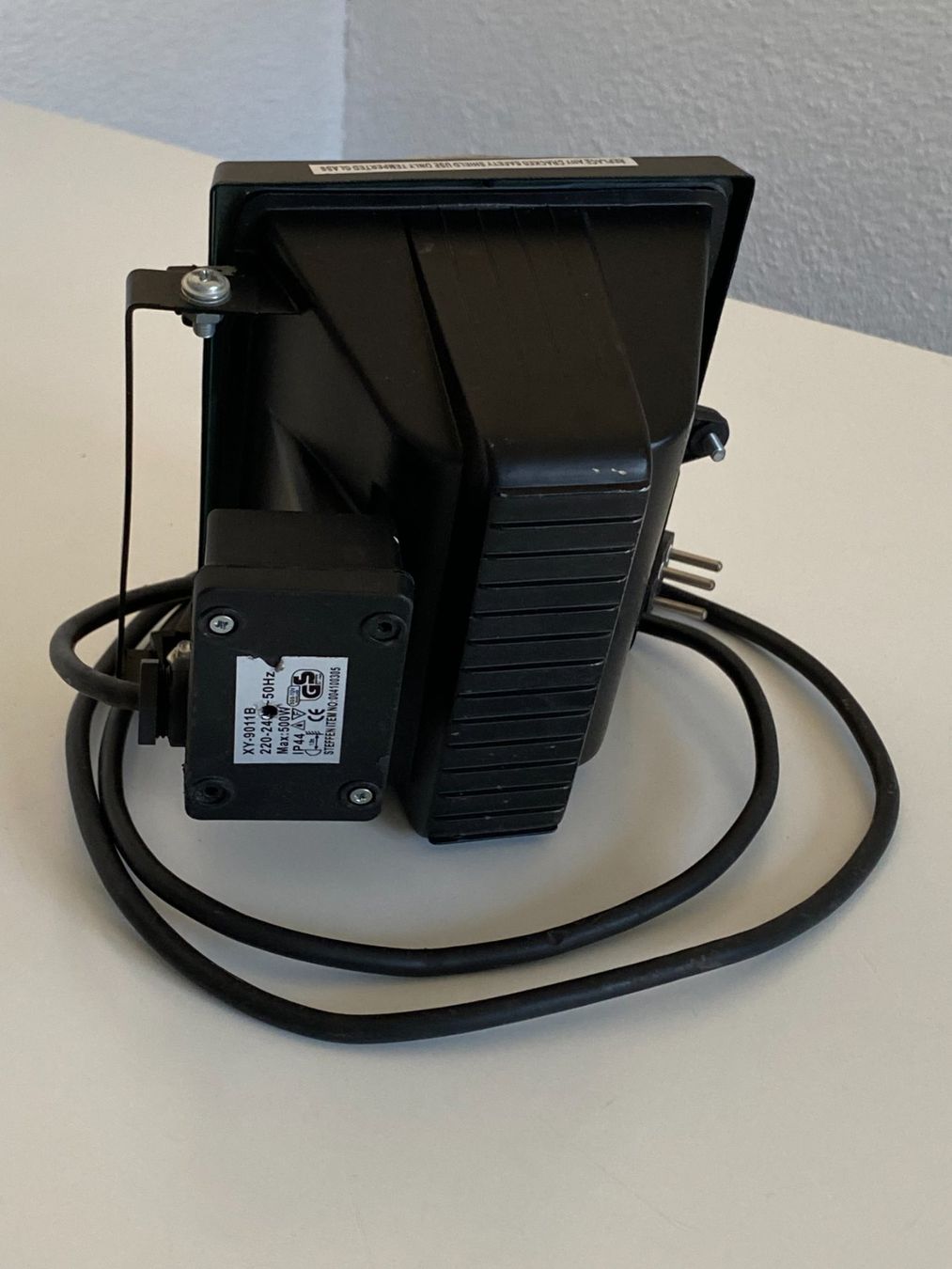 Fari: Scheinwerfer 220 - 240 V Max 500 W – Usato da Weinfelden venduto da dege63 2