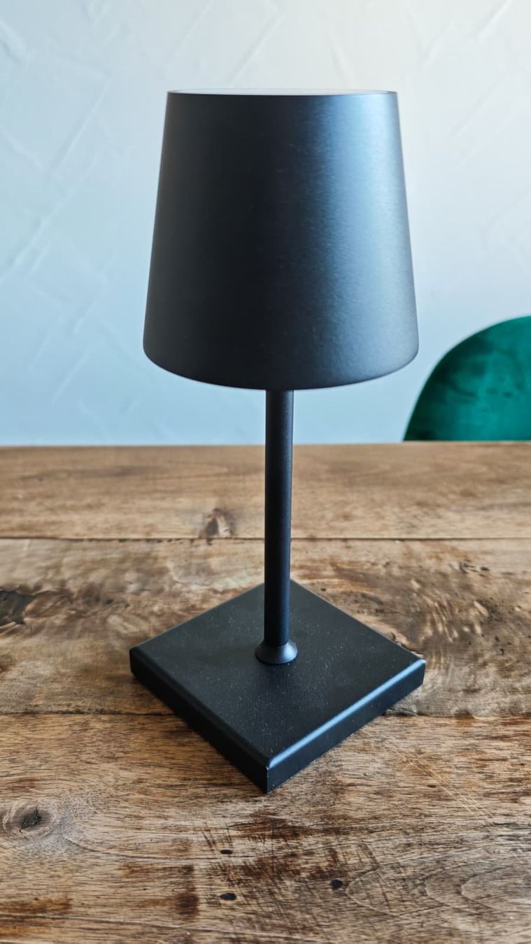 Lampes: Tischleuchte – D'occasion à Oetwil an der Limmat par clumzy
