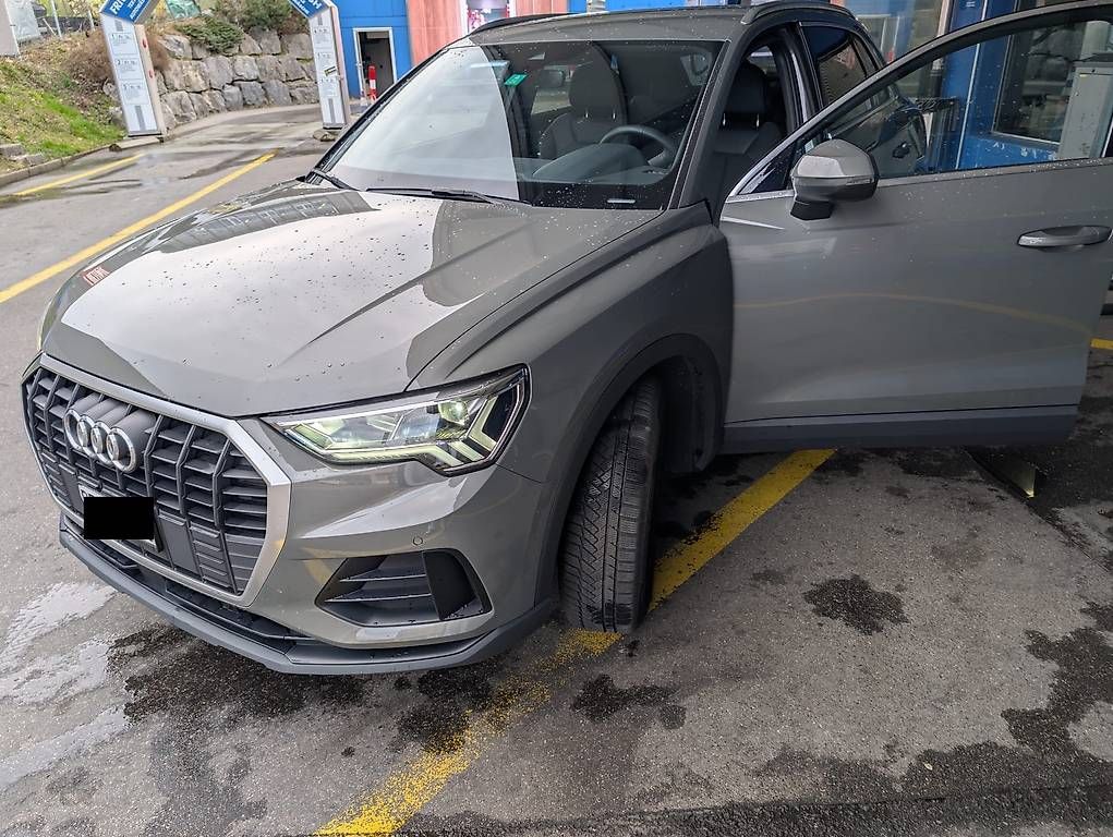 Audi Automobili: Audi Q3 4TDI Top Zustand – Usato da Ostermundigen venduto da lav2525 1