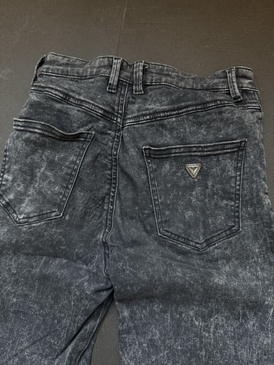 Guess Jeans: Guess Jeans Grösse 26 – D'occasion à Rain par vsekruto 2