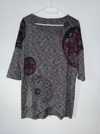 Grauer Desigual Pullover mit Muster, Grösse M,  neuwertig