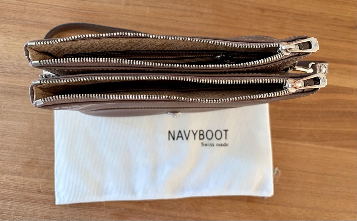 Navyboot Borse da donna: Navyboot Umhängetasche – Usato da Kastanienbaum venduto da Yvonne042 1