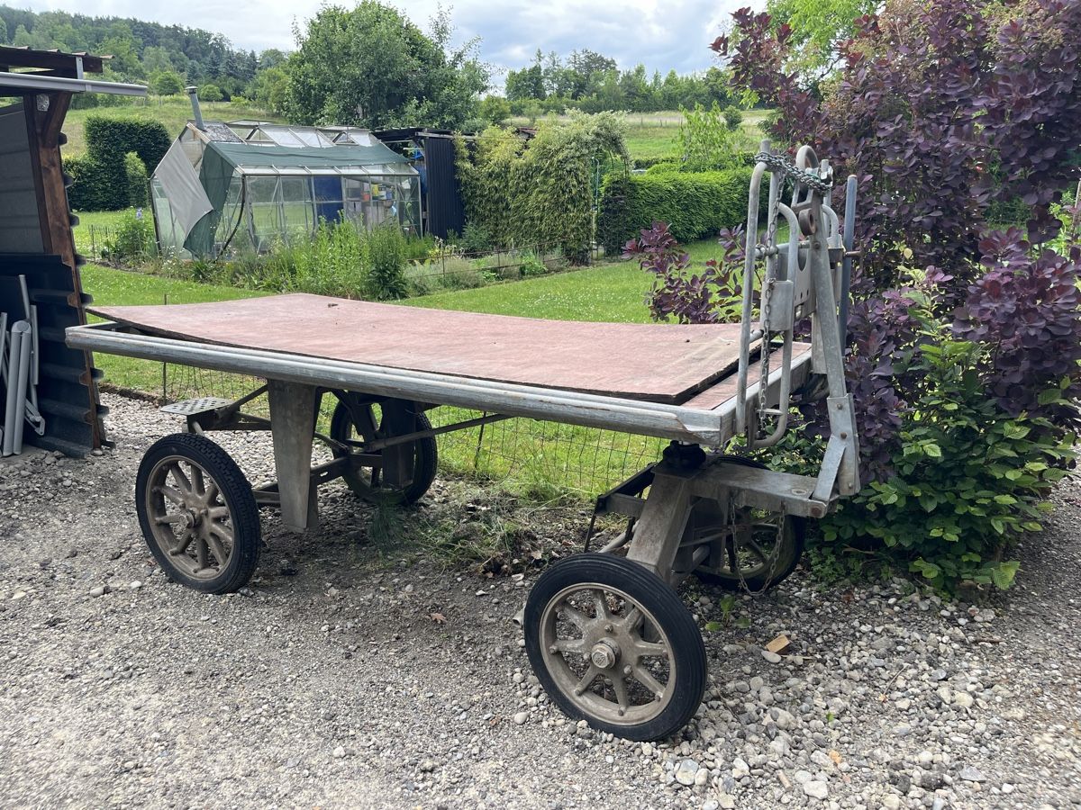 Rimorchi: SBB Paketwagen mit Hubtisch – Usato da Neftenbach venduto da Toniwha