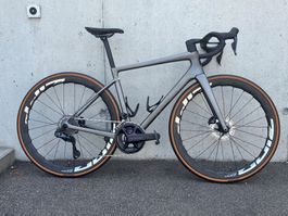 Profirennrad Enve Melee / Shimano Ultegra Di2