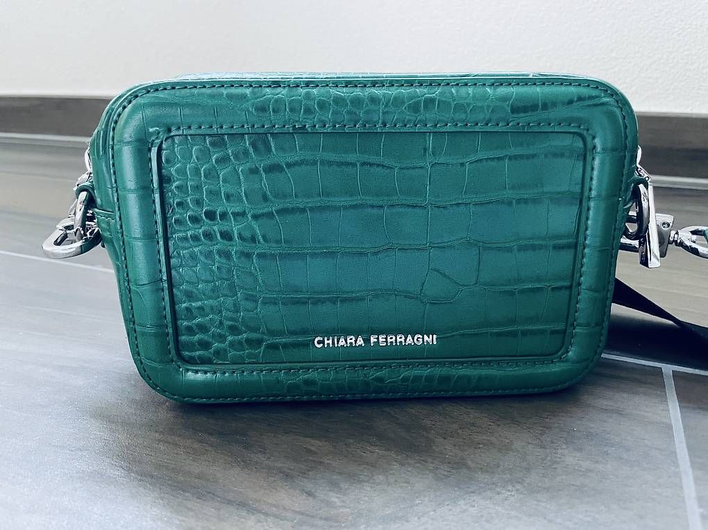 Borse da donna: Chiara Ferragni - Eyelike Buckle Bag – Nuovo e nell'imballaggio originale da Davesco-Soragno venduto da tin_6xjv 2