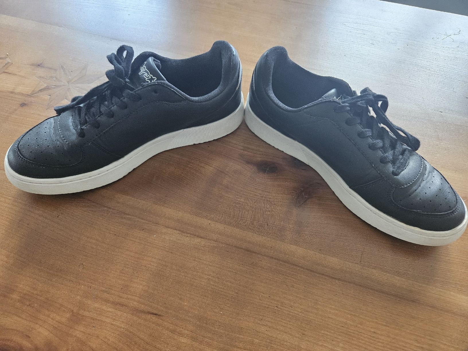Scarpe da uomo: Memphis One, Sneaker schwarz, Grösse 38 – Usato da Niederweningen venduto da FlowerNZL 1