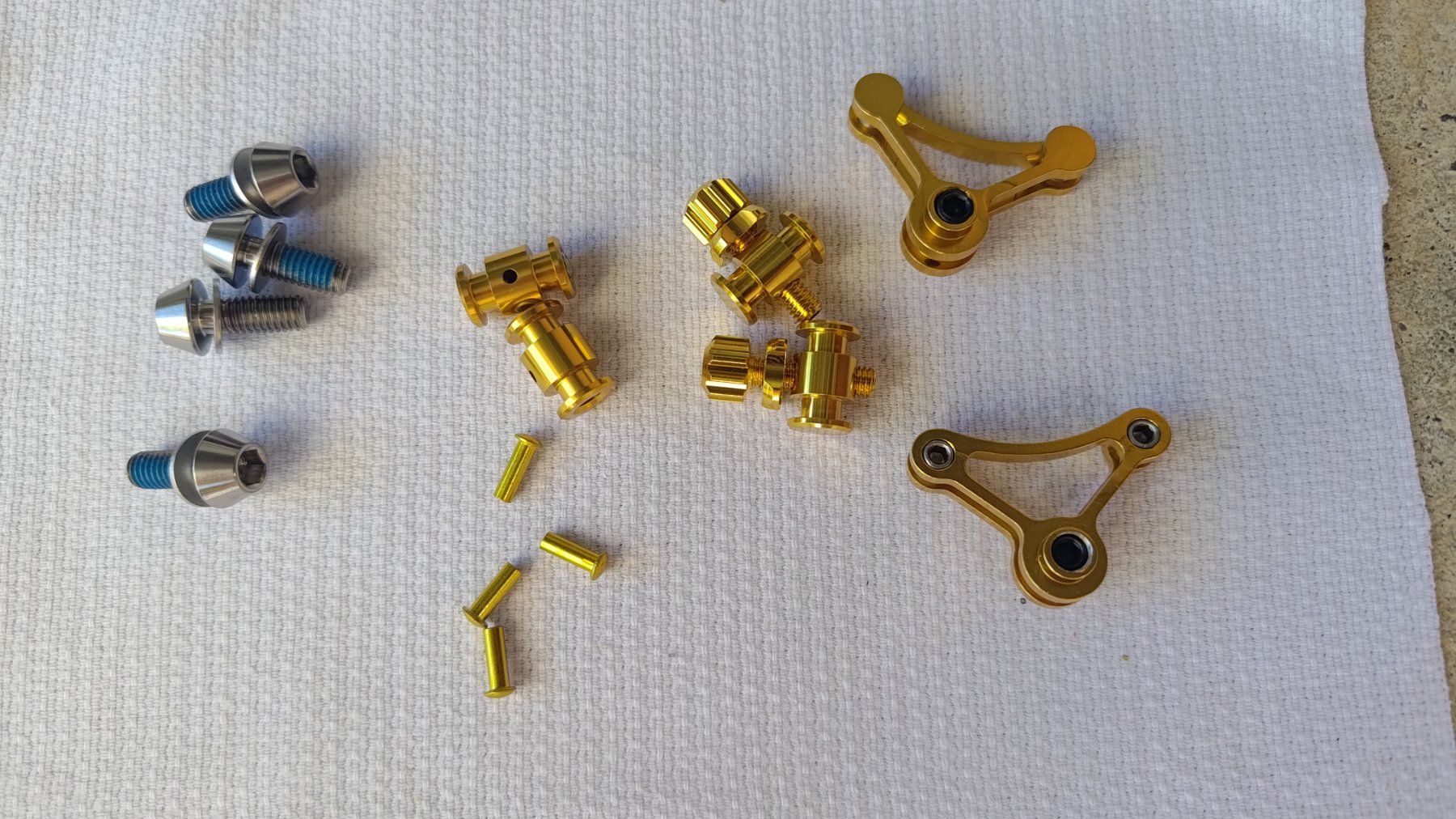 Pezzi di ricambio: TRP cantilever Bremsset – Nuovo e nell'imballaggio originale da Gerzensee venduto da cobo02 1