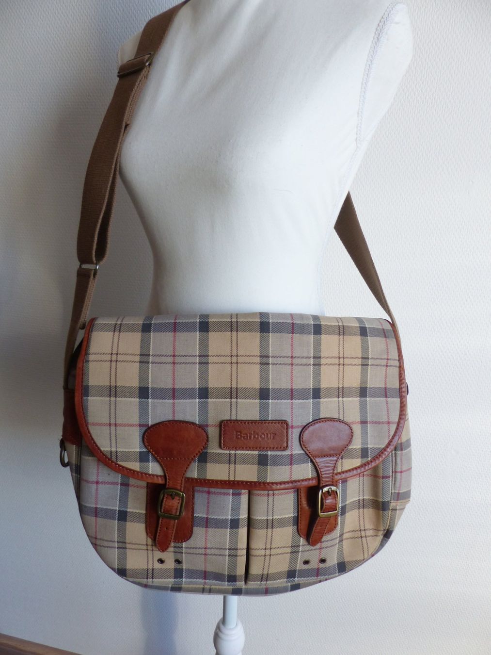 Barbour Borse: Barbour Messenger Baumwolle kariert – Usato da Feldis/Veulden venduto da hoppelhaas