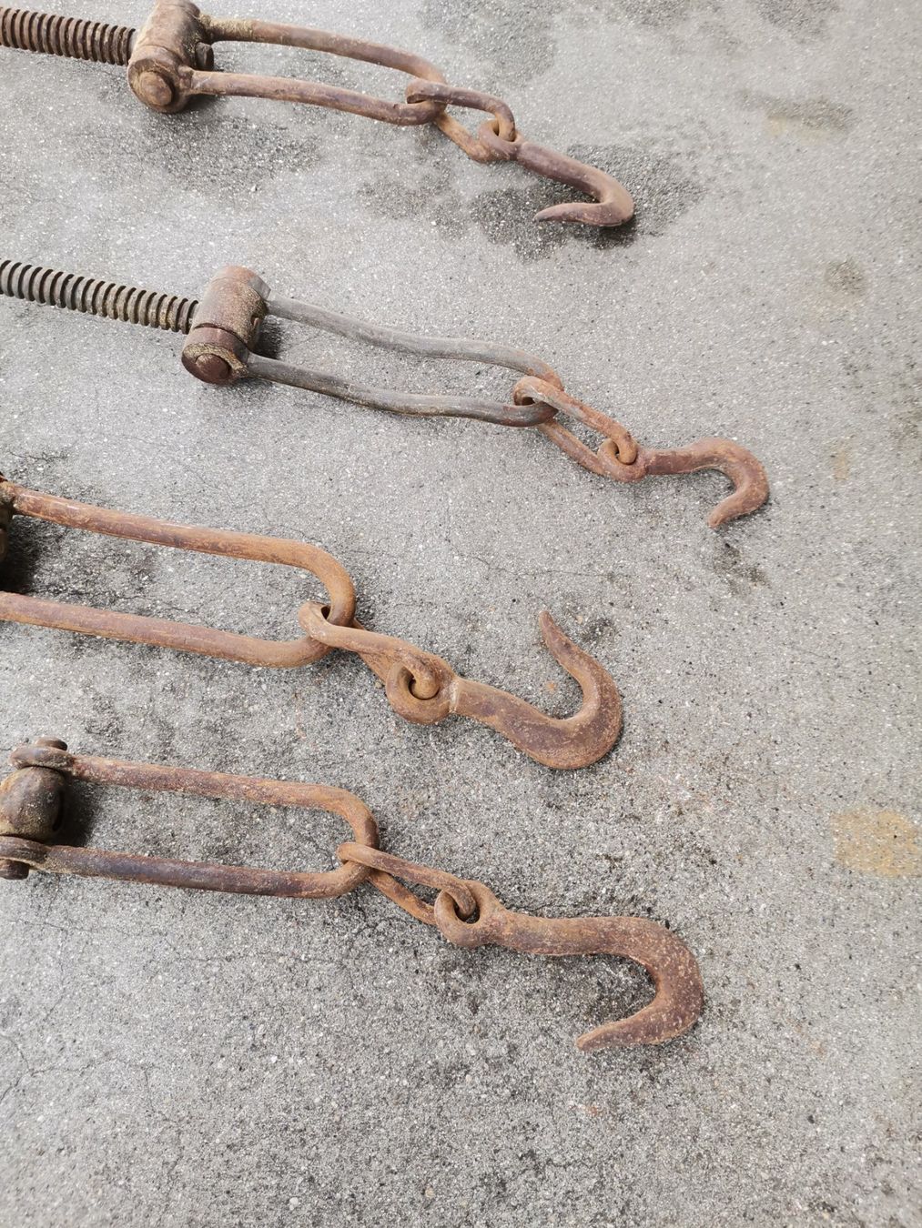 Alle Werkzeuge: Alte Zurrketten Spanner, Kettenspanner, Bundspanner, Spanner – Gebraucht aus Wiedlisbach von materialkreislauf 2