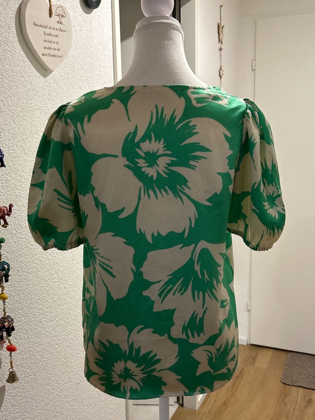 Vila Camicette: Shirt mit Blumenmuster von Vila Gr. 38 – Usato da Brunnen venduto da Nala2929 5
