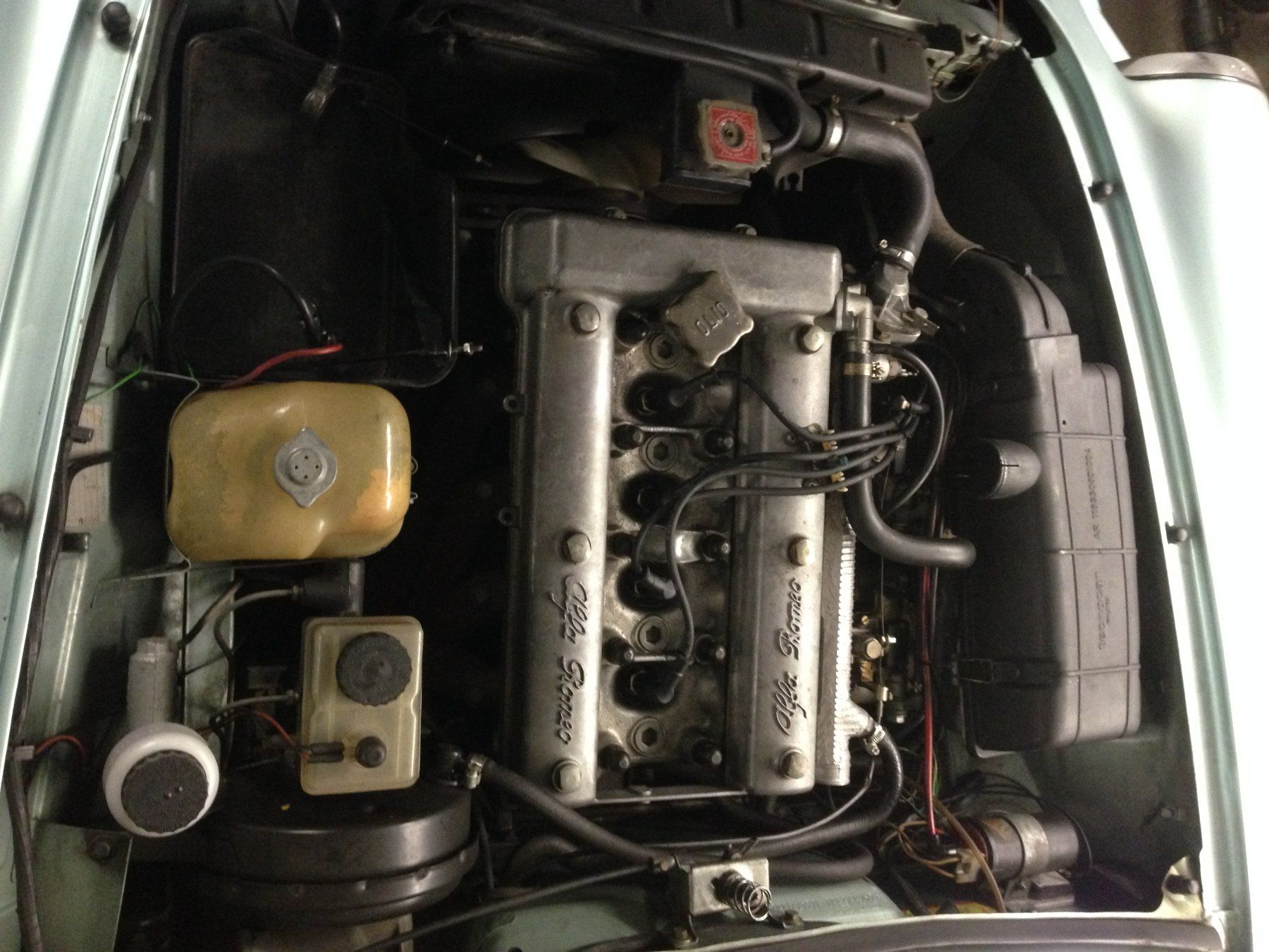 Alfa Romeo Automobili: Alfa Romeo Spider 2.0 Veloce – Usato da Zürich venduto da pie_hgt9 7