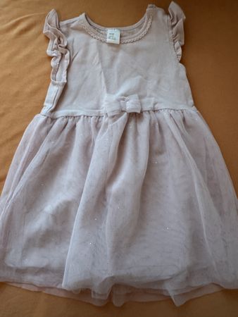 Schönes rosa Kleid