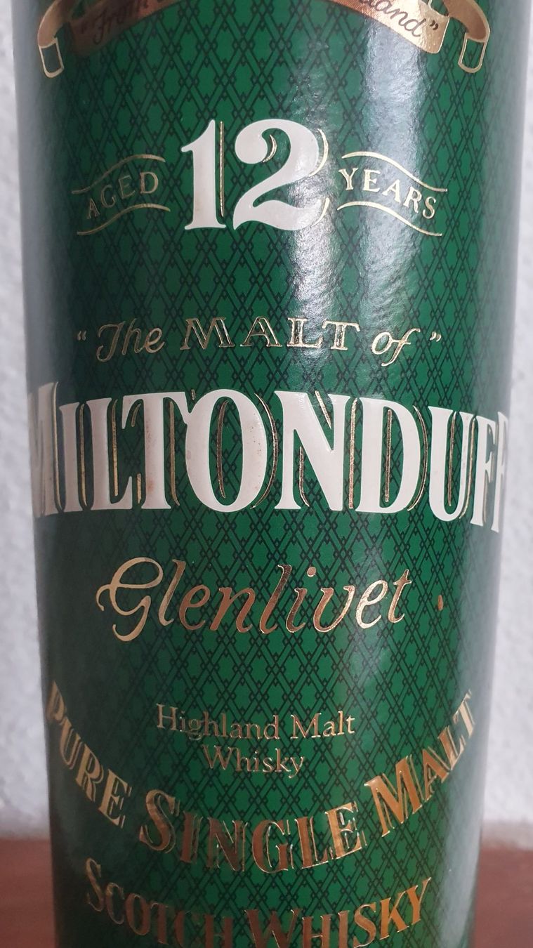 Glenlivet Bevande alcoliche: Glenlivet Miltonduff Single Malt Whiskey – Nuovo e nell'imballaggio originale da Küssnacht am Rigi venduto da Tgoessi 1
