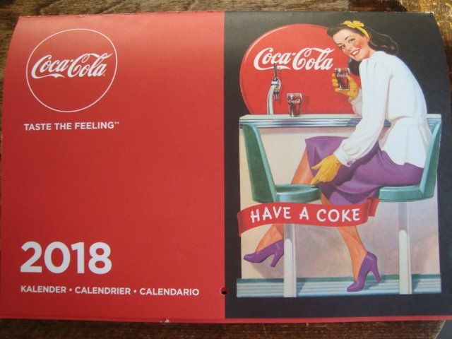 Coca-Cola Calendari: Calendrier Coca-Cola 2018 – Nuovo (secondo la descrizione) da Fribourg venduto da ruswil007