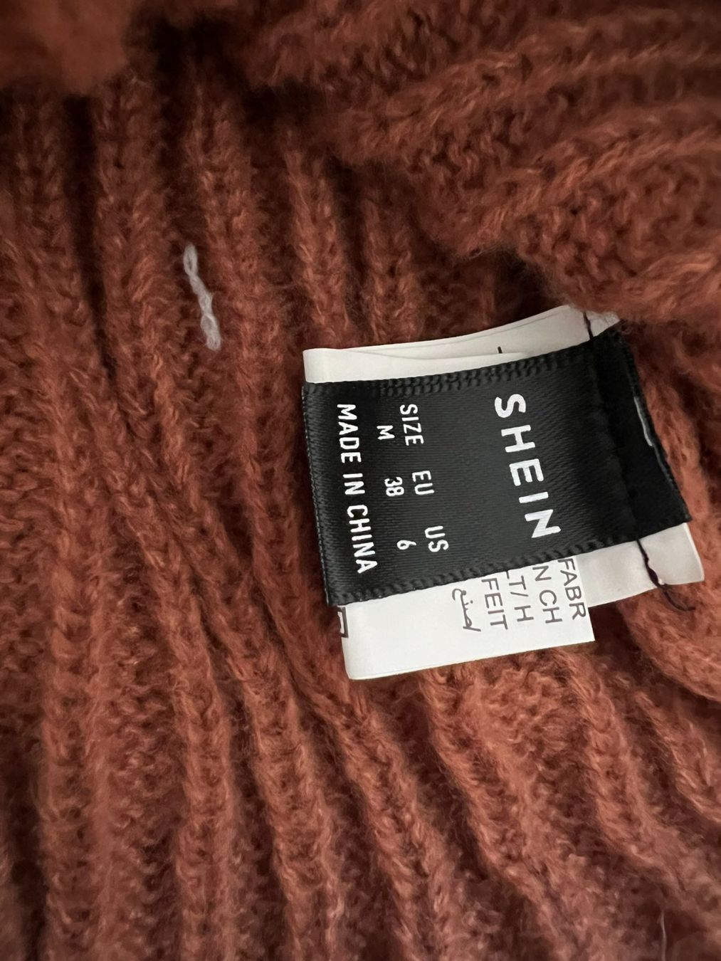 Shein Pulls & Sweat-shirts: Warmer SHEIN Rollkragenpullover, Herbst/Winter, Gr. M – D'occasion à Grenchen par Owleen_GmbH 1