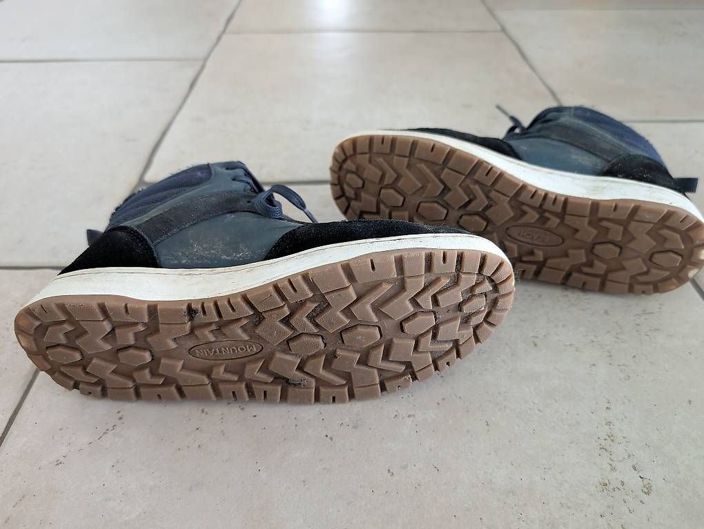 Scarpe per ragazzi: Winterschuhe BeachMountain wasserdicht, Gr. 38 – Usato da Uster venduto da bikesnow 2