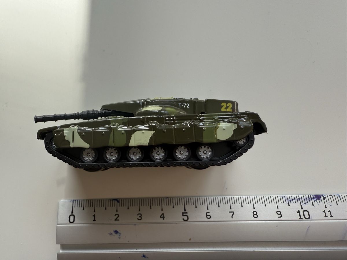 Kit di modellismo & Modellini statici: Tank T-72 1:72 Model collection Car – Nuovo e nell'imballaggio originale da Zürich venduto da Vma_reuse 2
