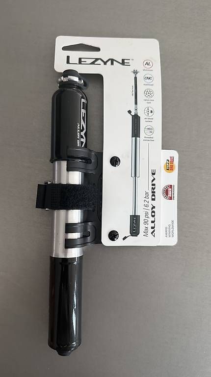 Lezyne Pompe: Pompe à vélo – Nuovo e nell'imballaggio originale da La Conversion venduto da alxalxalx