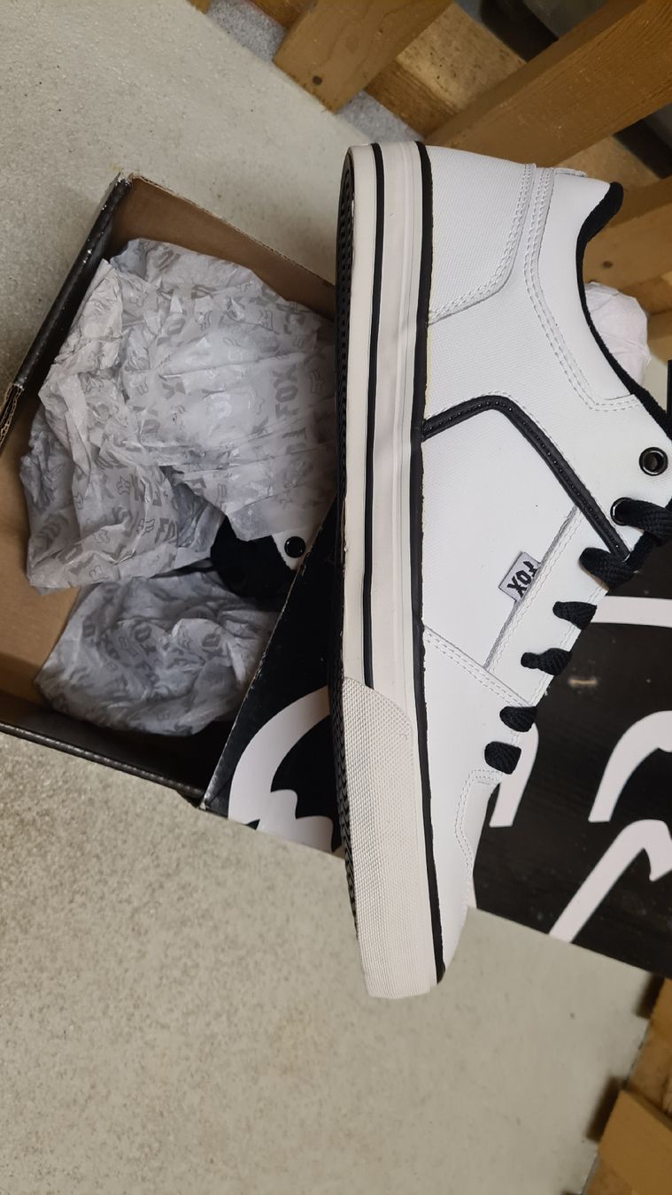 Fox Scarpe da uomo: FOX Sneaker 47.5 – Nuovo e nell'imballaggio originale da Luzern venduto da Zanclus