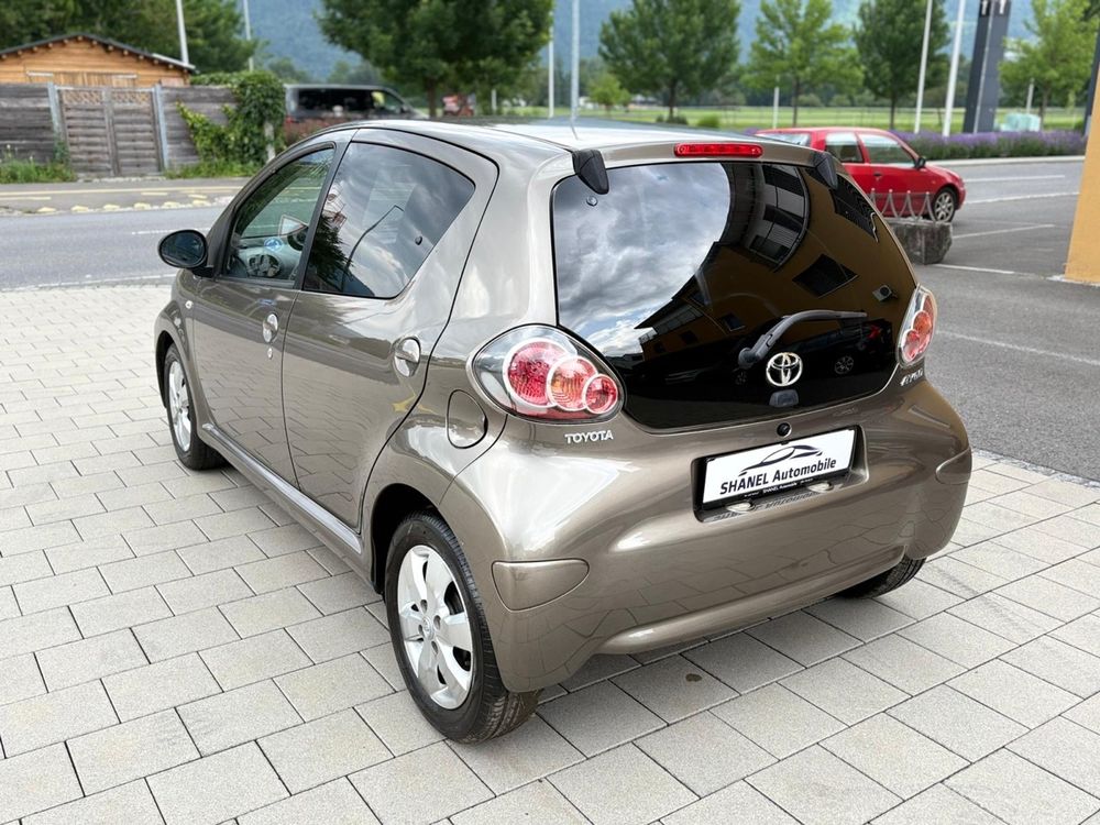 Toyota Automobili: Toyota Aygo MFK 12.2023 – Usato da Haag (Rheintal) venduto da edu_s8j9 5