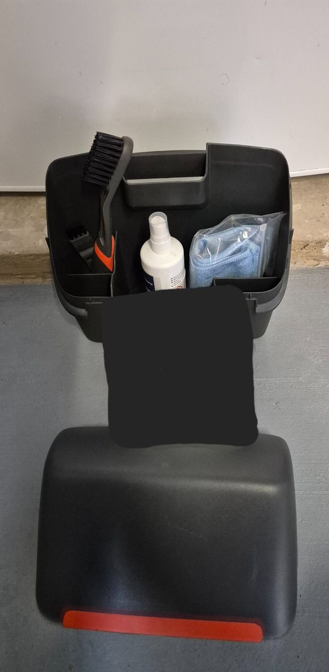 Husqvarna Rasenmäher: Husqvarna automower Reinigungsset – Neu und originalverpackt aus Grenchen von HZG. 2