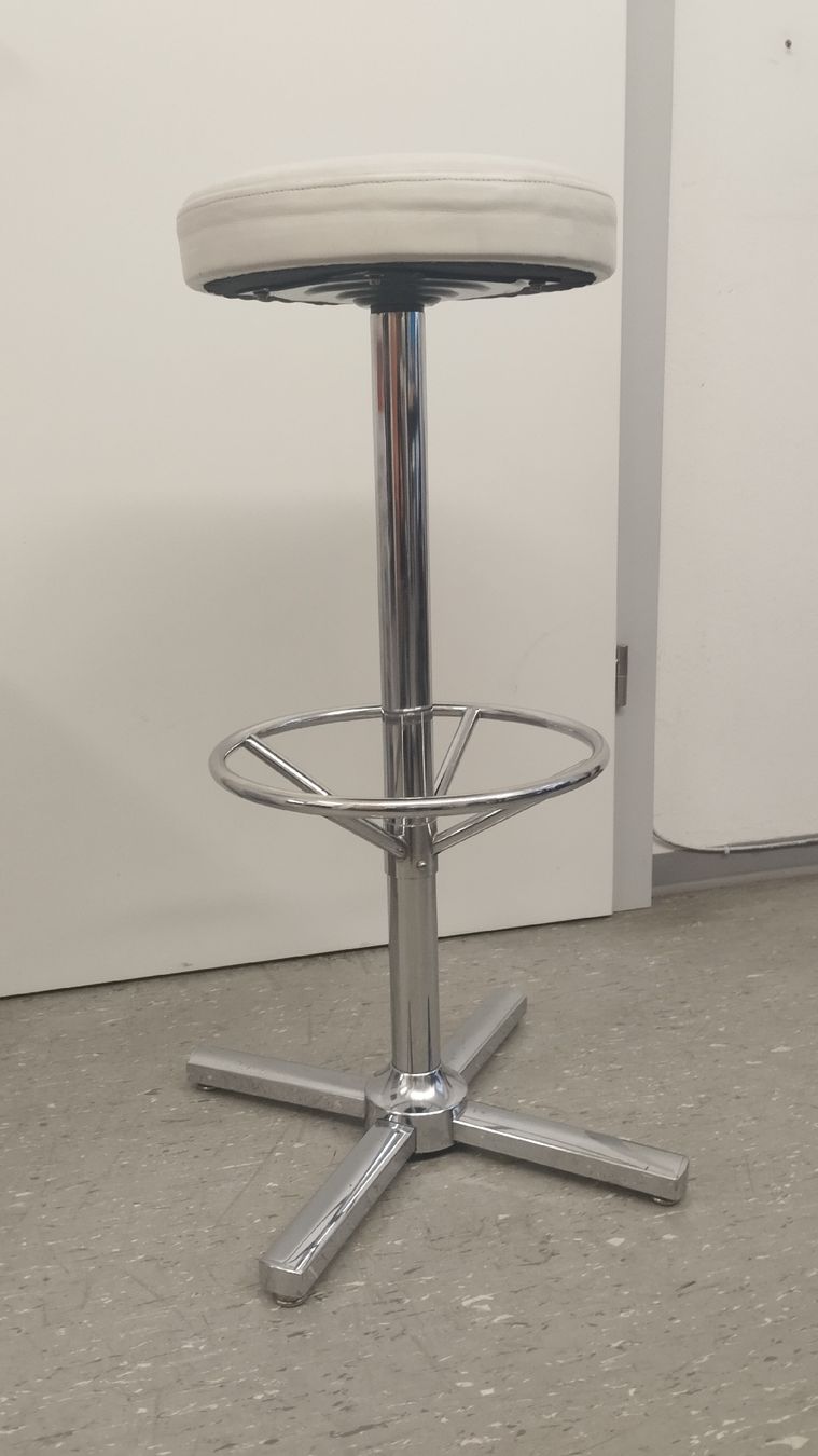 Sgabelli: bequeme Barhocker – Usato da Schaffhausen venduto da claki0 2