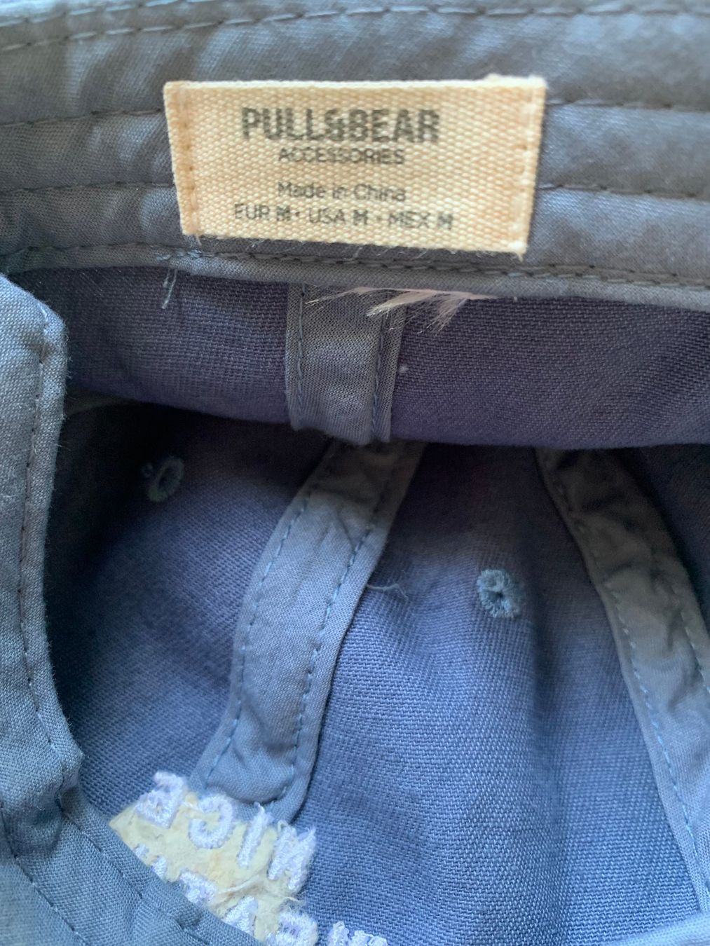 Hüte, Mützen & Caps: Sonnenhut/Cap Pull&Bear mit Stickerei – Gebraucht aus Winterthur von Drachenrose 3