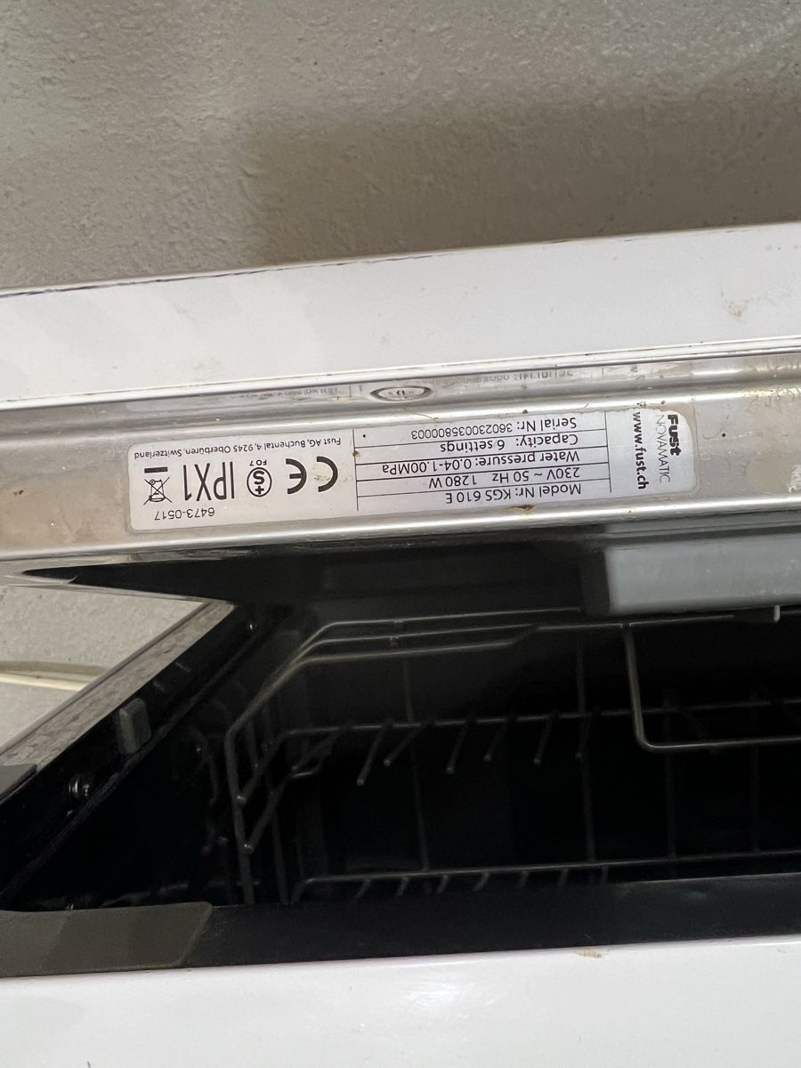 Lavastoviglie: Novamatic KGS 610 E Dishwasher gebraucht – Usato da Zürich venduto da daria_m 5