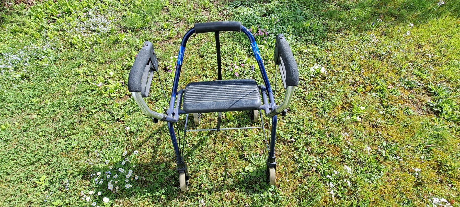 Ausili per la deambulazione: Rollator – Usato da Bubikon venduto da Tempelrider