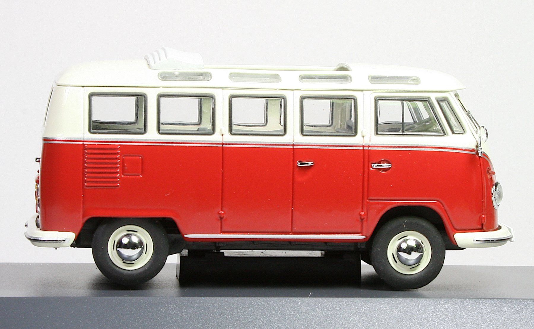 Schuco Modellini d'auto: Schuco, VW T1 Samba – Usato da Elsau venduto da Peekay8 6
