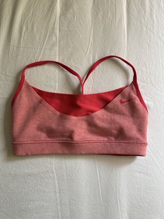 Neu - Sport BH Nike rot Grösse XS