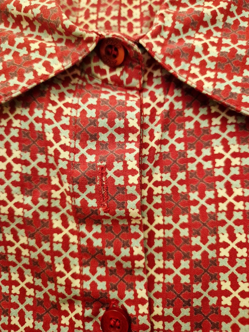 Camicette: LAGA Red Patterned Button-Up Shirt - Size S – Nuovo (secondo la descrizione) da Altendorf venduto da UpcyclingByElena 3