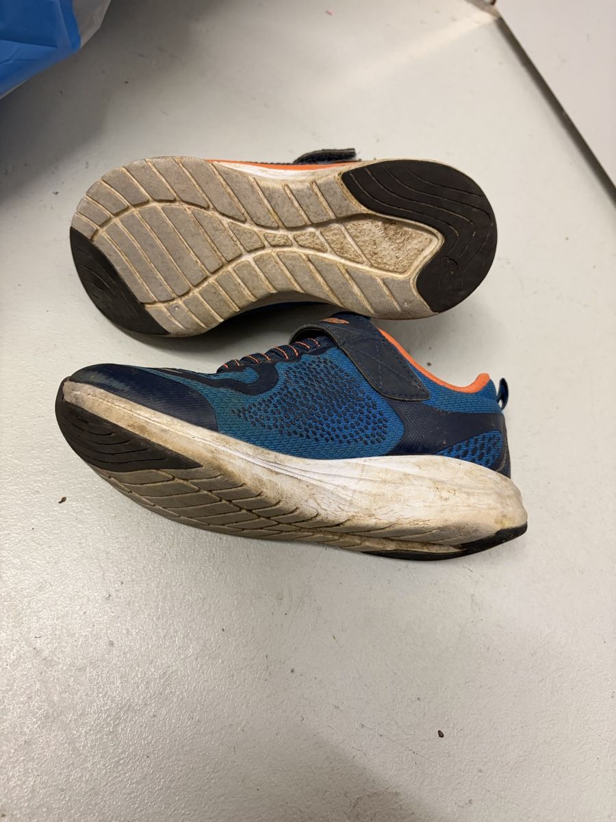 Skechers Schuhe für Jungen: Skechers Kinder Turnschuhe – Gebraucht aus Röschenz von rah_8hkj 2