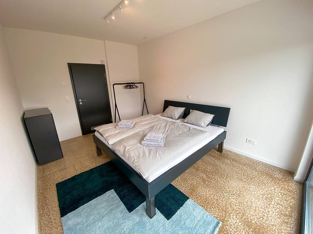 Hasena Letti: Hasena Doppelbett 180cm in Anthrazit – Usato da Full-Reuenthal venduto da mel.mel 1