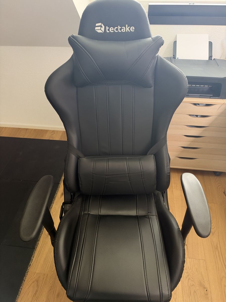 TecTake Stühle: Bürostuhl / Gamingstuhl von Tectake – Gebraucht aus Frauenfeld von Realrob98 2
