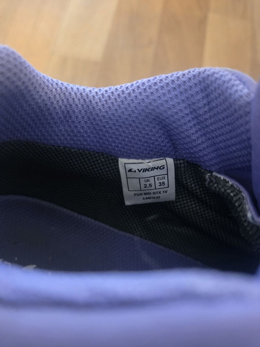 Viking Scarpe per ragazzi: Schuhe Viking Gore Tex Gr.35 – Usato da Mönchaltorf venduto da snowwater 2