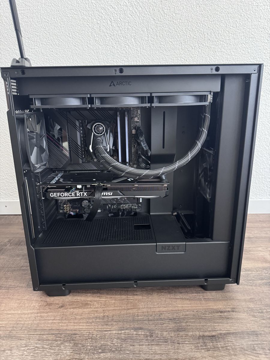 PC: Gaming-PC mit RTX 4060 Ti 16 GB – Usato da Oberdiessbach venduto da Seller1209348756